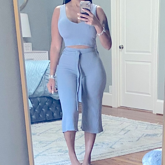 Lina 2Pc Pants Set. Size US 6. Excellent Stretch & Fit! - Picture 3 of 3